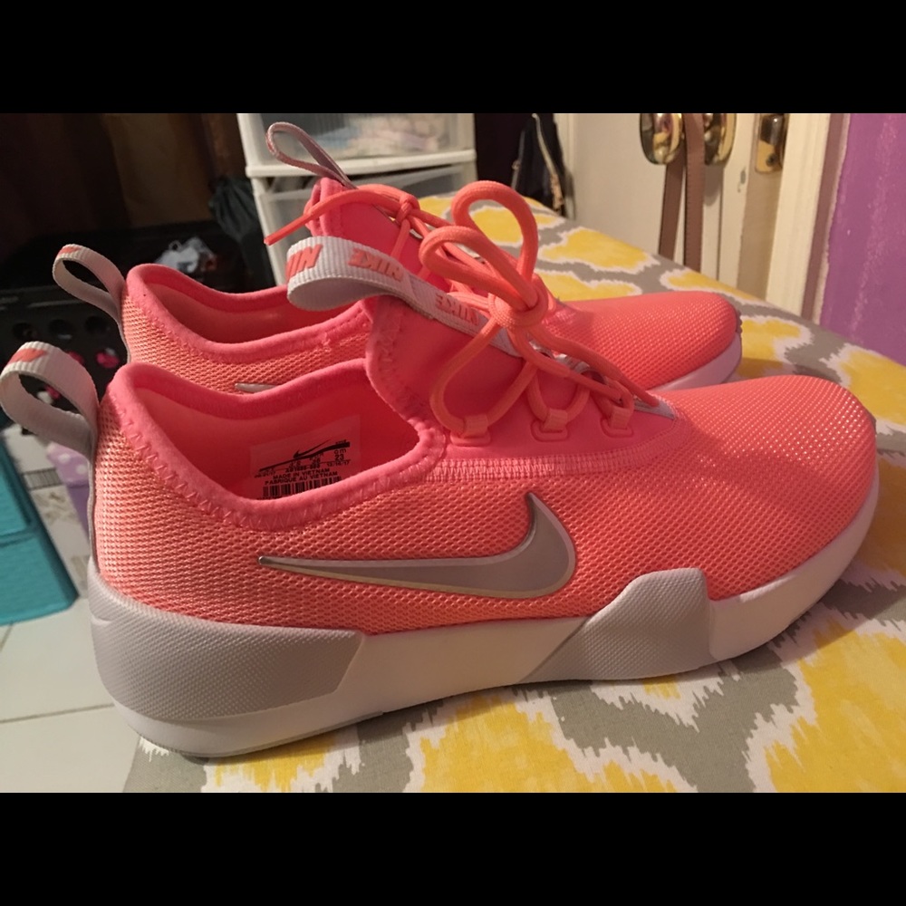Nike shoes